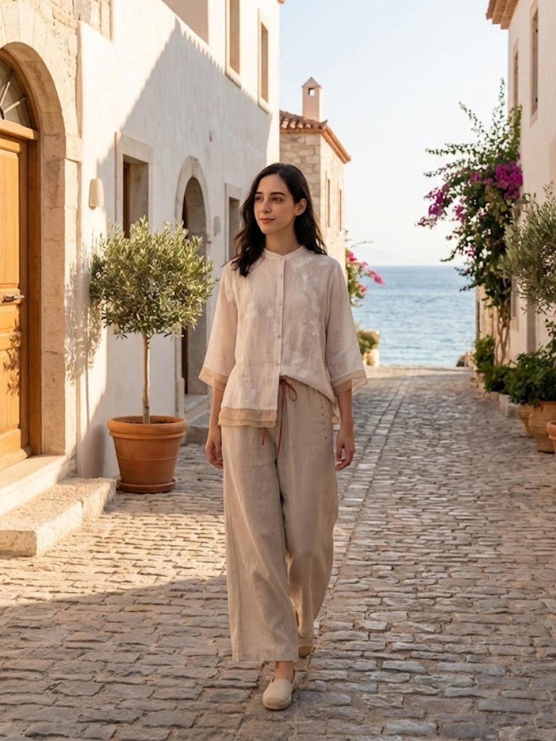 Cotton Linen Tuscany 2-piece set with embroidered top and wide-leg pants in breathable cotton linen blend