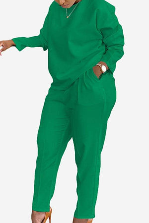 Green cotton two-piece set vibrant outfit with long sleeves and pants, comfortable and breathable for all body types.