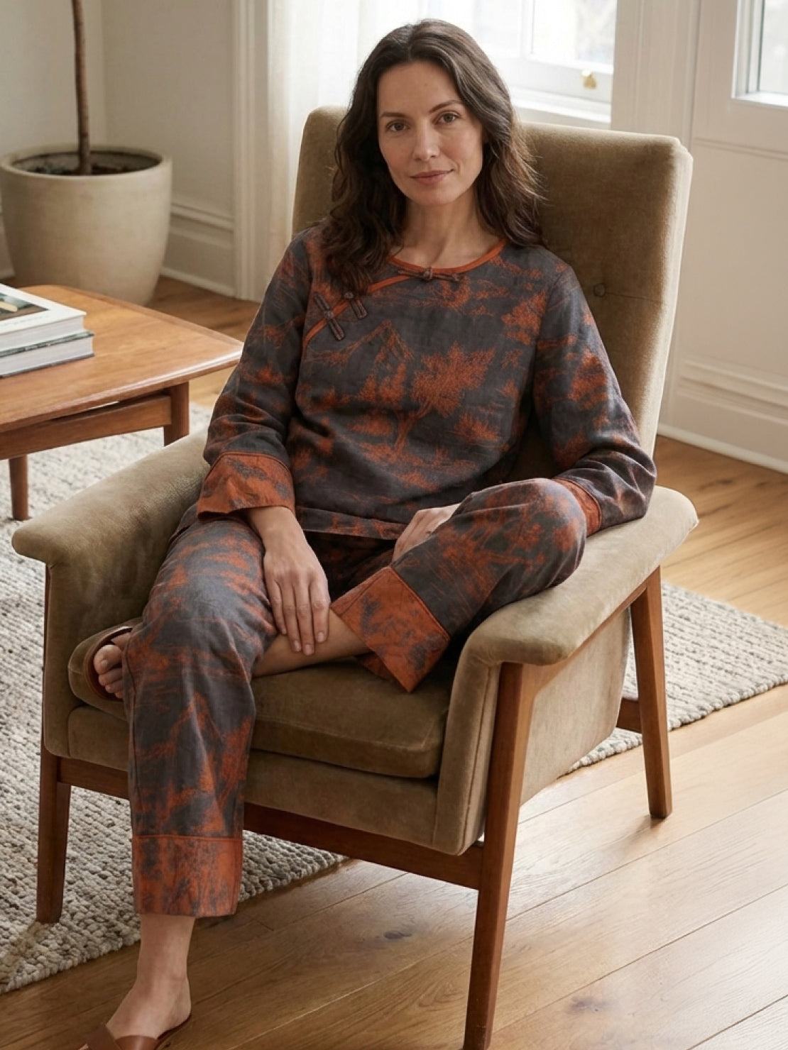 100% cotton Chinese Pankou pajamas set with tunic top and wide-leg pants in bold landscape print