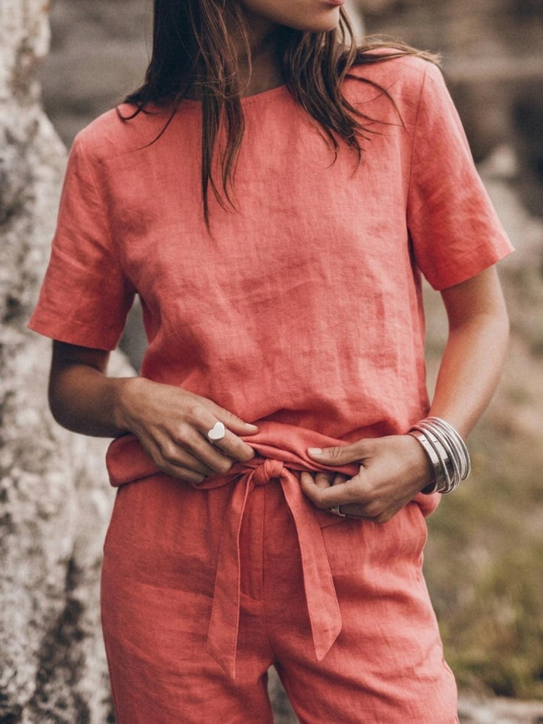 Three-piece cotton-linen set with relaxed short-sleeve top and straight-leg pants in a breathable, monochrome cotton-linen blend