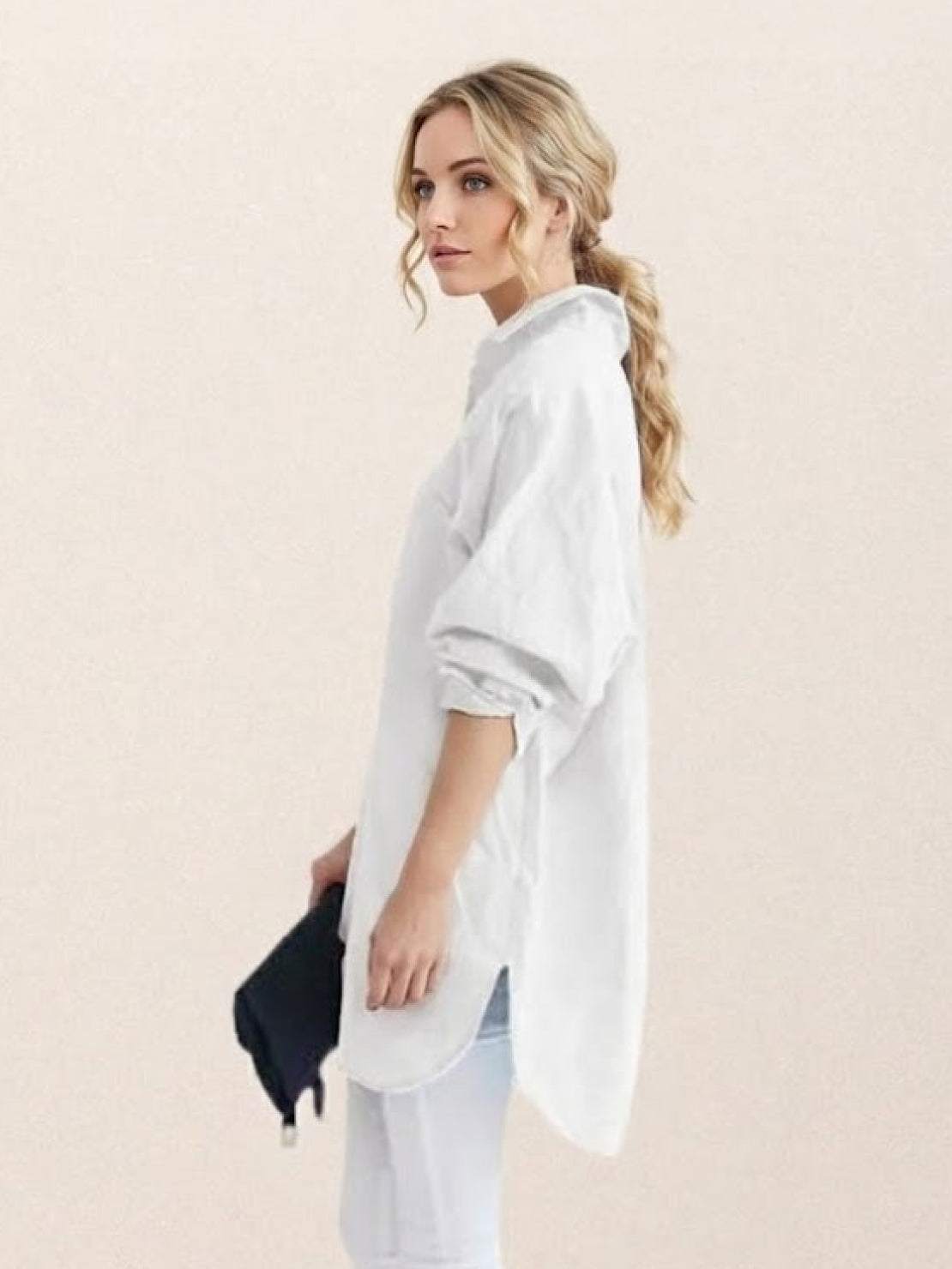 Oversized linen shirt with relaxed fit, button back detail, in breathable cotton-linen blend