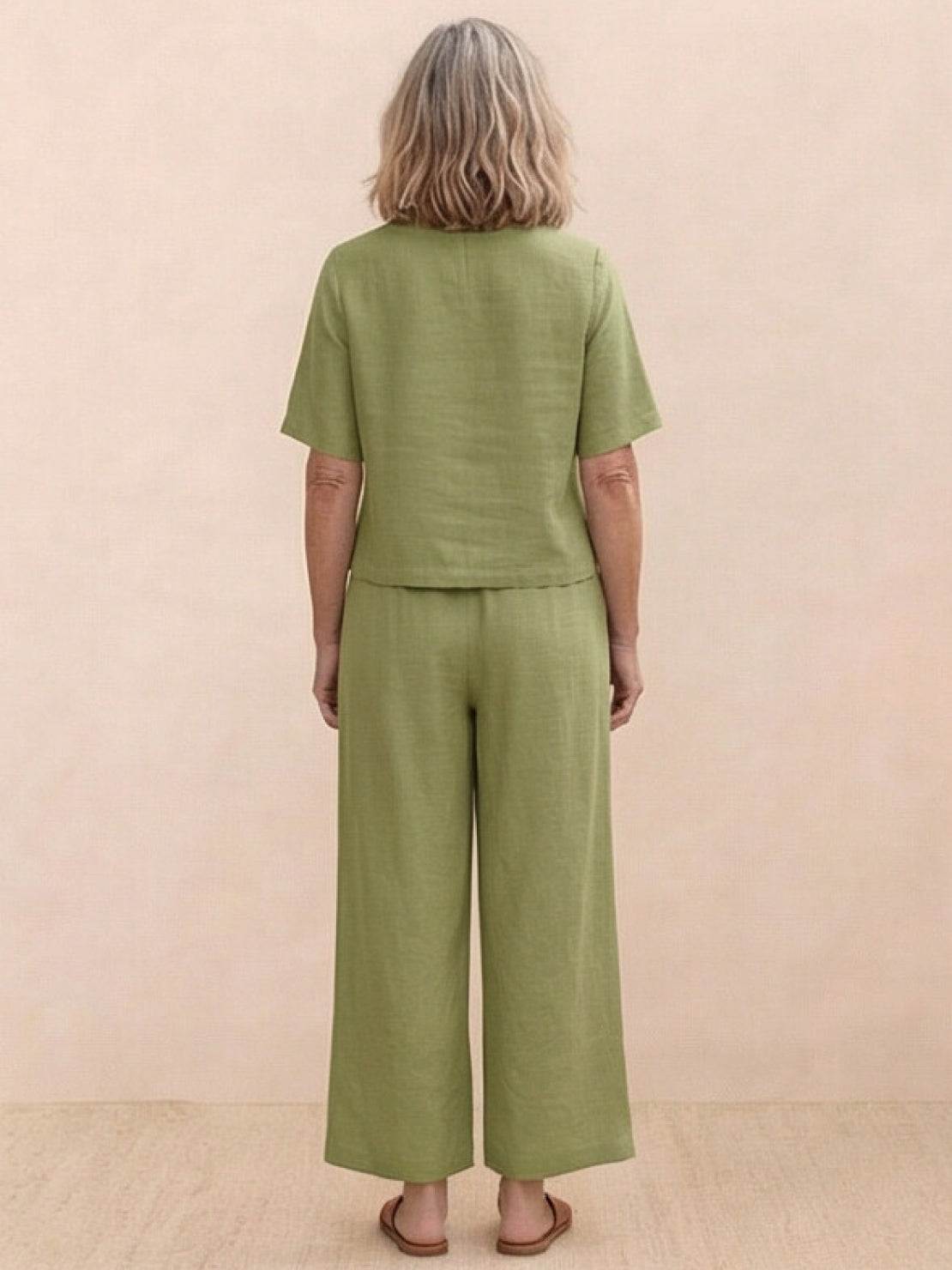 Loose fit co-ord set with soft-tailored top and wide-leg bottoms in breathable cotton blend fabric