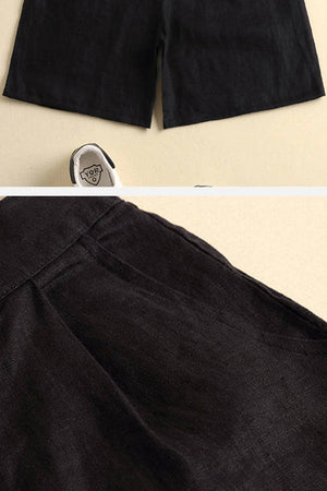 Trendy Minimalist: Bermuda Knee-Length Shorts