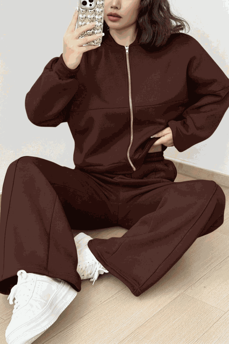 The Voyager Zip Set brown zip-front sweatshirt and wide-leg joggers travel outfit for women